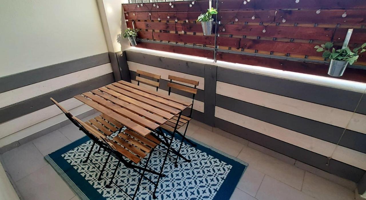 Appartement Avec Terrasse Toulon Bagian luar foto